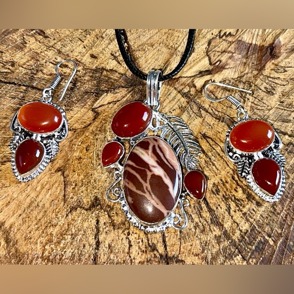 Coco Jasper & Carnelian Pendant & Earrings - Picture 1 of 8